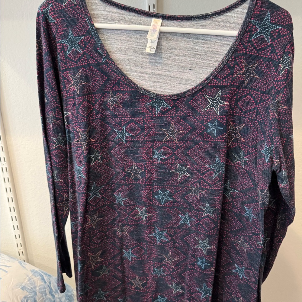 LuLaRoe Navy Tunic with Teal and Pink Speckle Trim